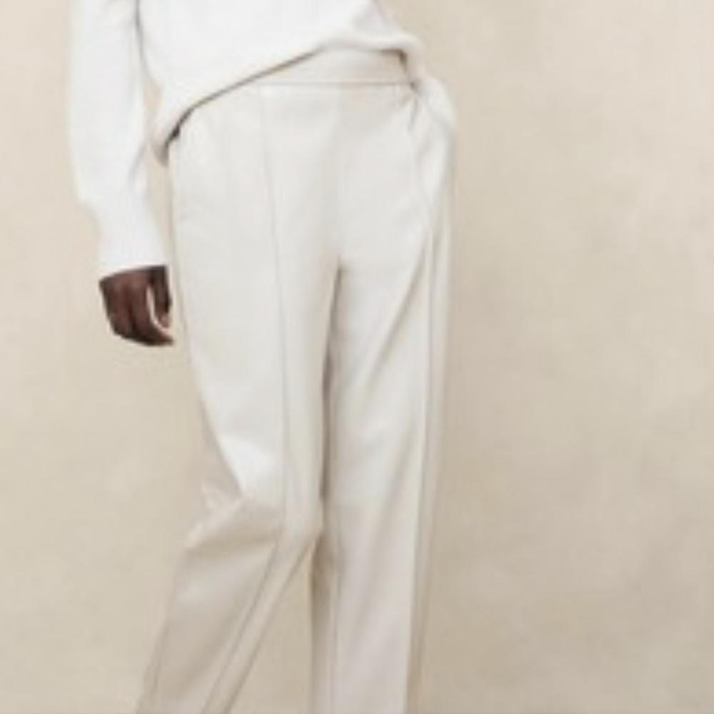 BANANA REPUBLIC FACTORY Cream Faux-Leather Straight-Leg Ankle Pants